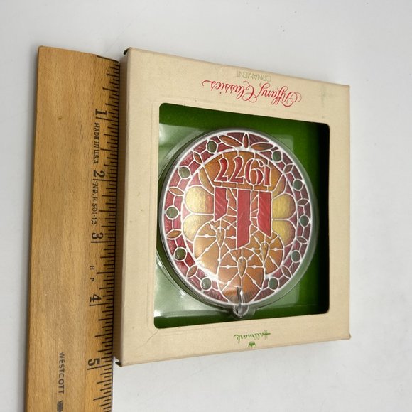 Hallmark TIFFANY CLASSICS Ornament Red Candles Faux Stained Glass 1977 NEW - Picture 5 of 5